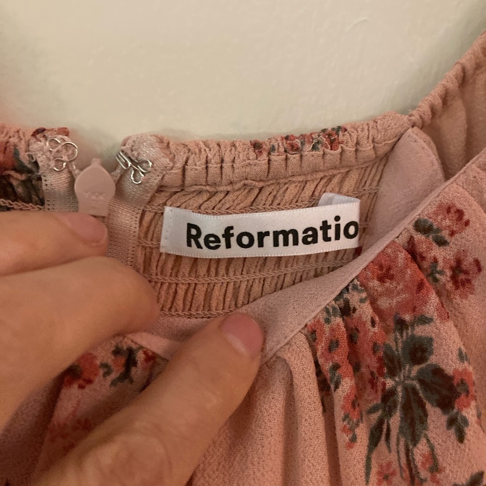 Reformation dress - Picture 3 of 8